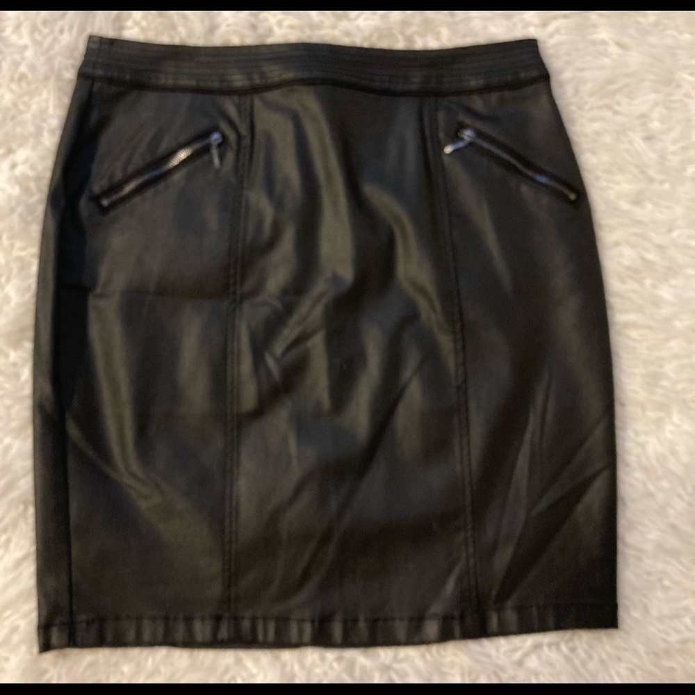White House Black Market mini Skirt zippers Sz 12